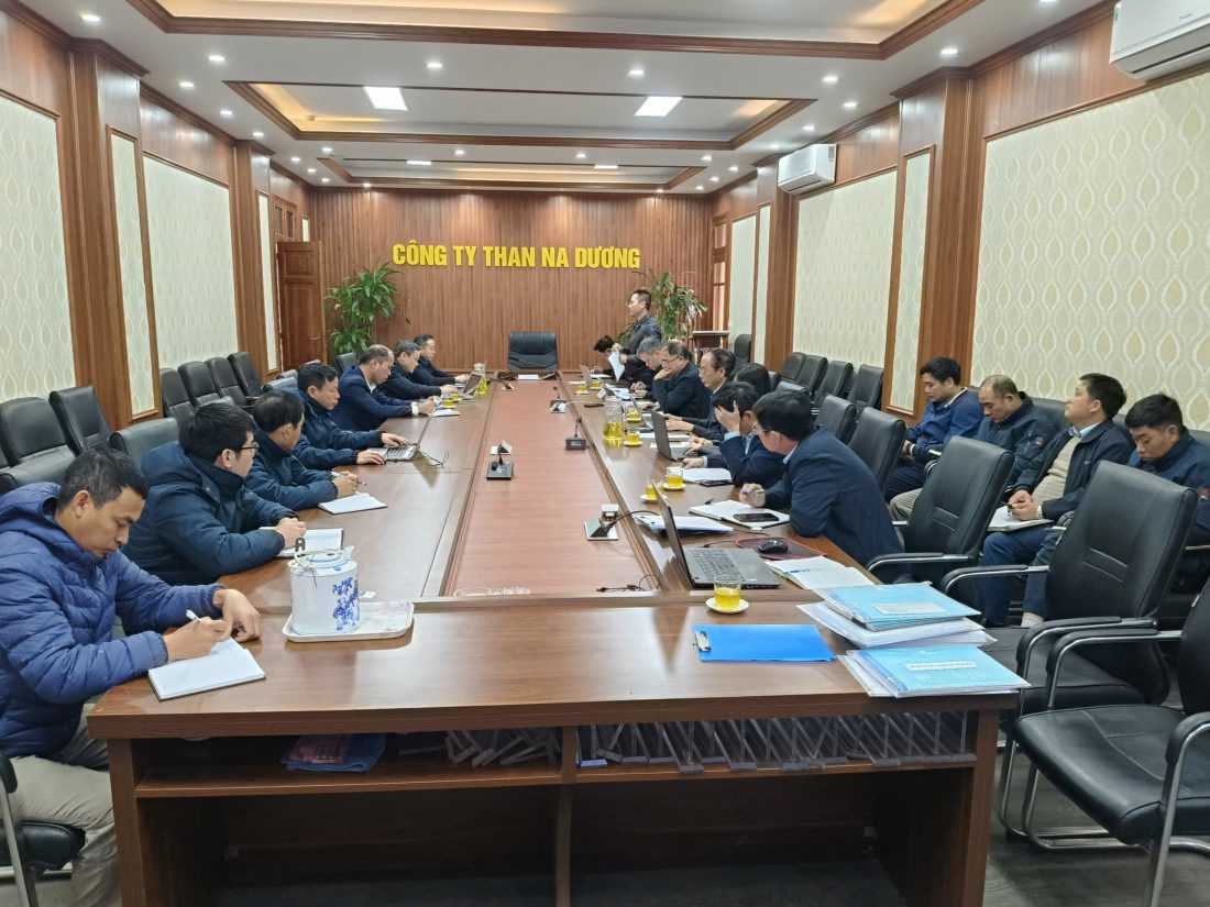 TKV kiểm tra công tác huấn luyện ATVSLĐ và thúc đẩy ứng dụng AI, thực tế ảo tại Công ty than Na Dương – VVMI